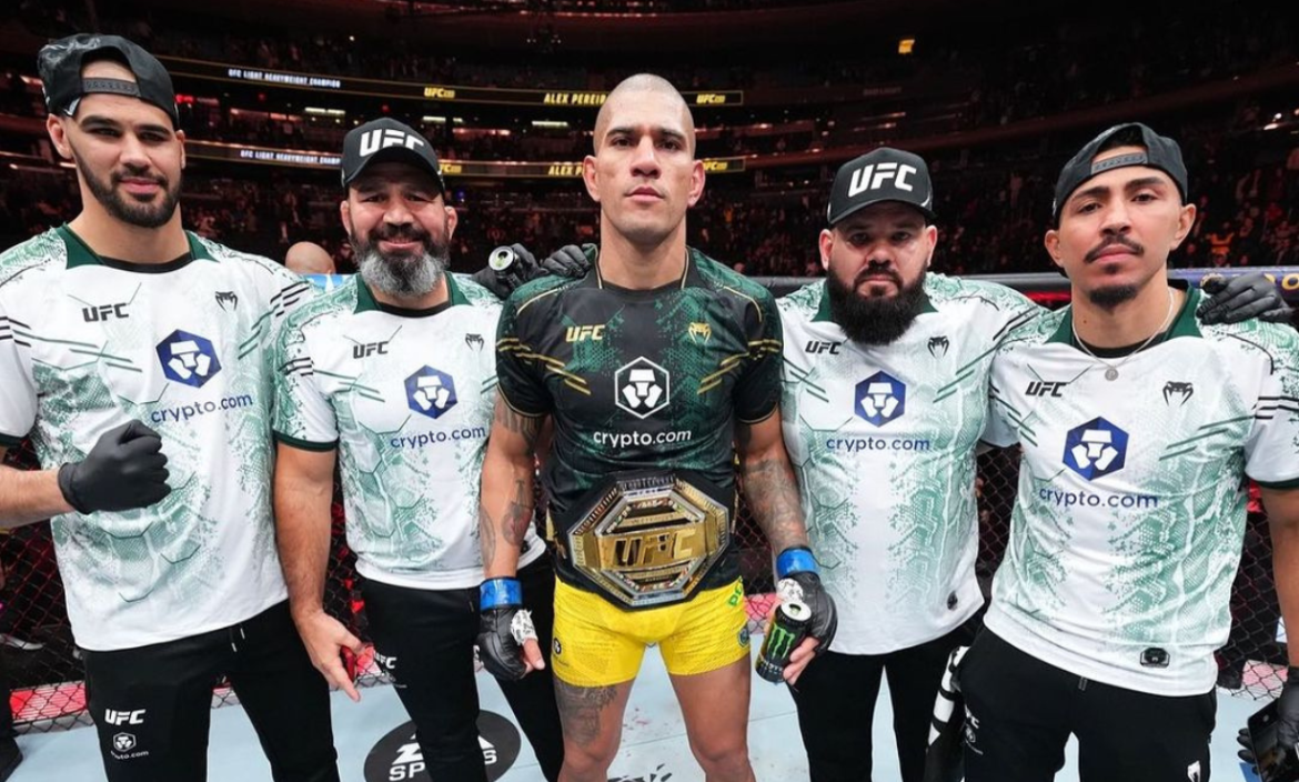 Poatan podrá en juego el título de las 205 libras de UFC.