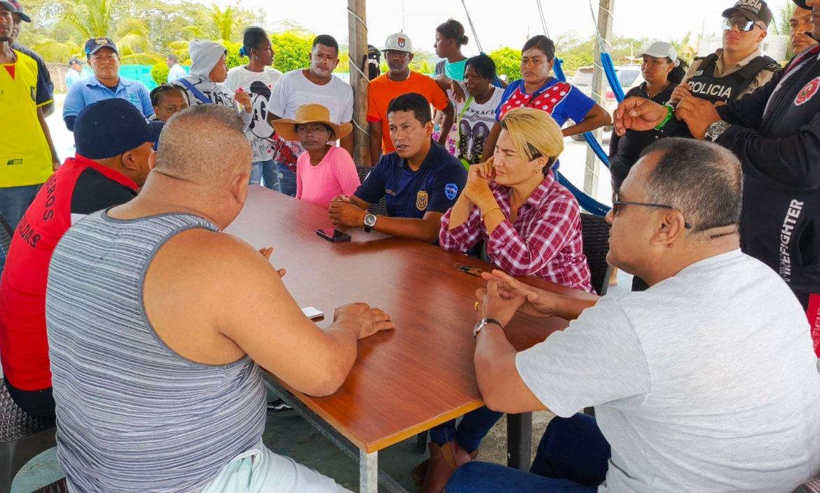 Familiares y autoridades aún buscan a la pequeña de 13 años.