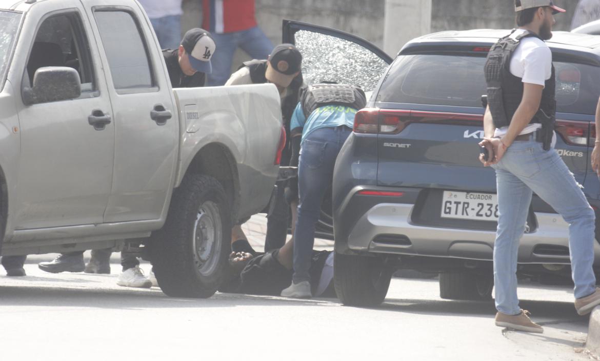 ASESINATO EN LA AURORA