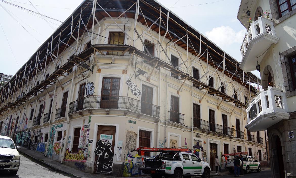 Inseguridad en casa abandonada de Quito - delincuentes - drogas