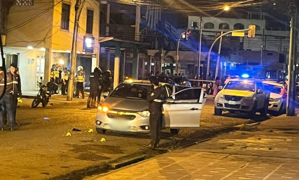 El agente de tránsito salía de un gimnasio, en Machala, cuando lo sorprendieron.