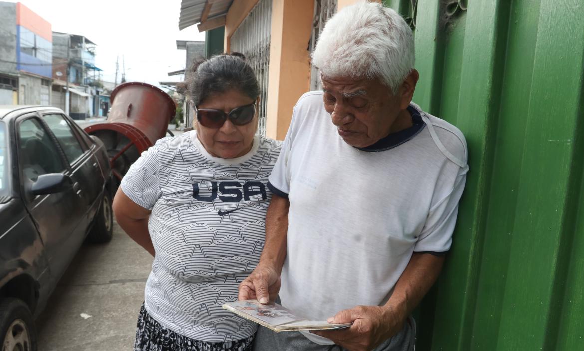 Familiares están consternados por lo sucedido y ven con nostalgia una foto en vida del adulto mayor