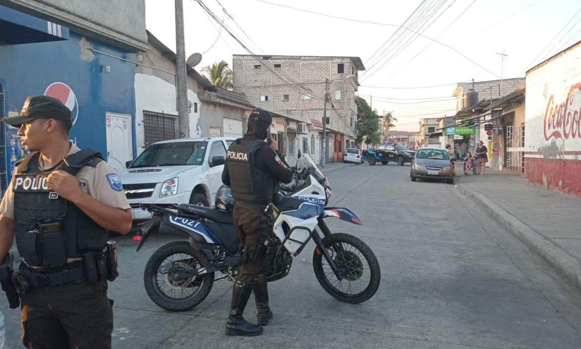 Policías acudieron al sector, para investigar al sitio.