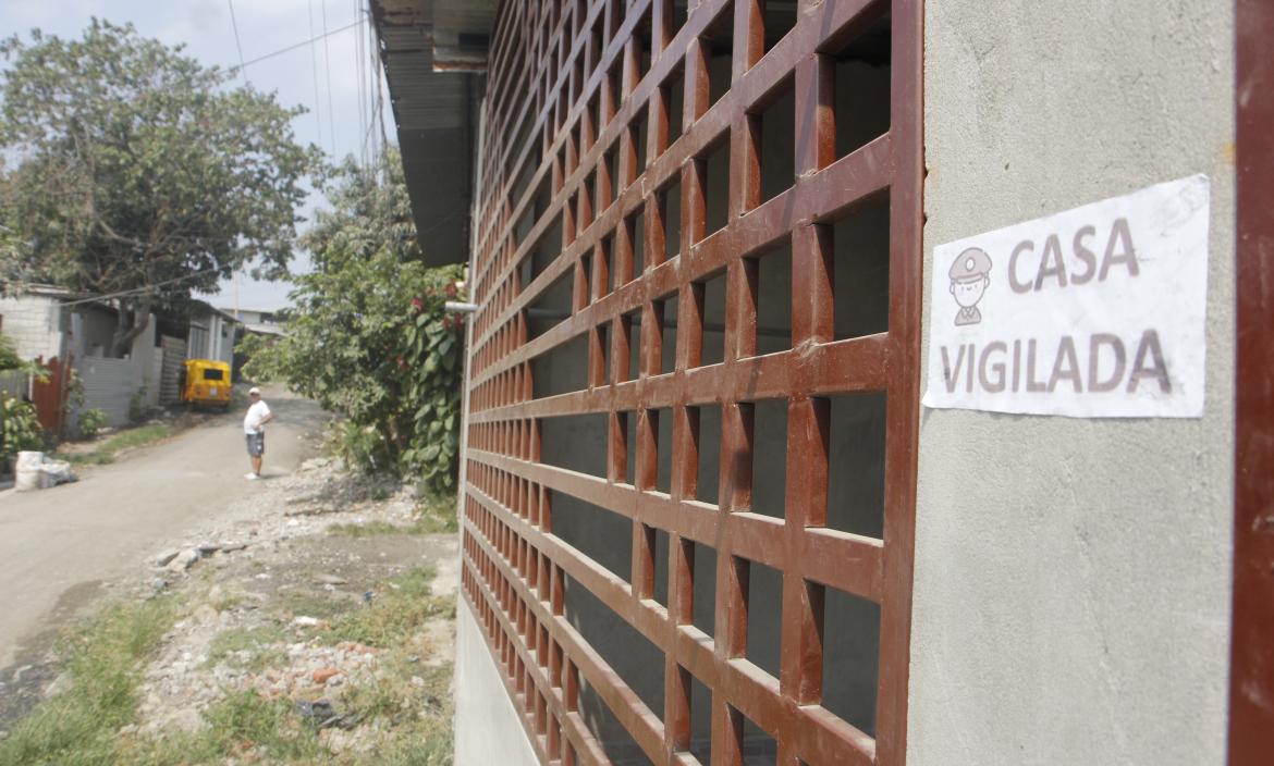 VACUNAS EN LOS BARRIO DE GUAYAQUIL