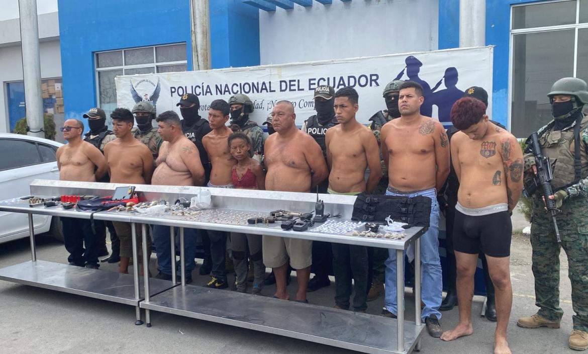 Los detenidos en Durán fueron expuestos por la Policía.