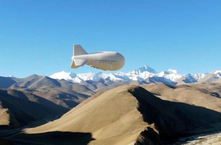 Científicos chinos logran récord mundial con vuelo de dirigible flotante