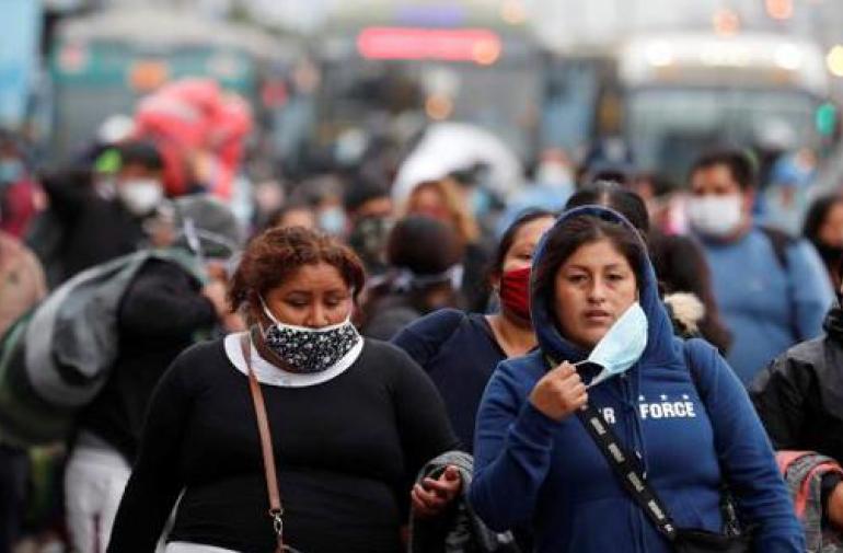 Perú emite alerta epidemiológica por alza de contagios por variantes ómicron