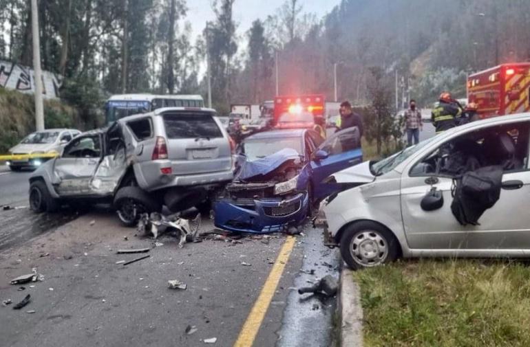 Accidente - Carros - Simón Bolívar