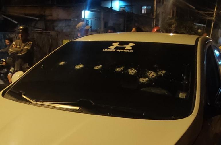 Manabí: Le dieron bala dentro del carro
