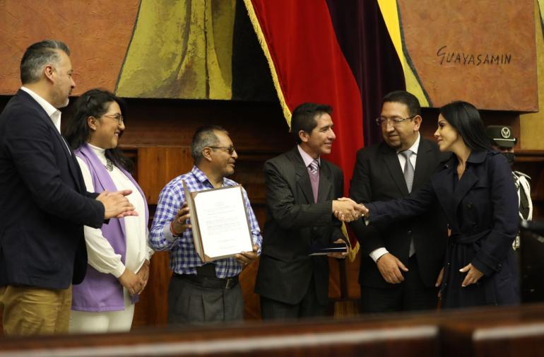 Asamblea - voceadores - Quito