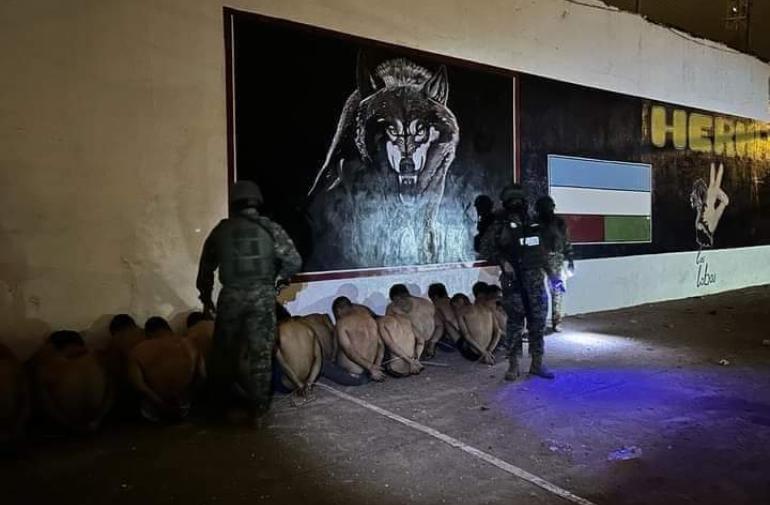 La cárcel de Machala es considerada por estar allí los integrantes de una banda identificada.