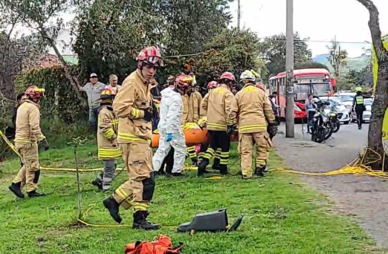 Los organismos de socorro atendieron a una mujer que se habría prendido fuego y lanzado al río.