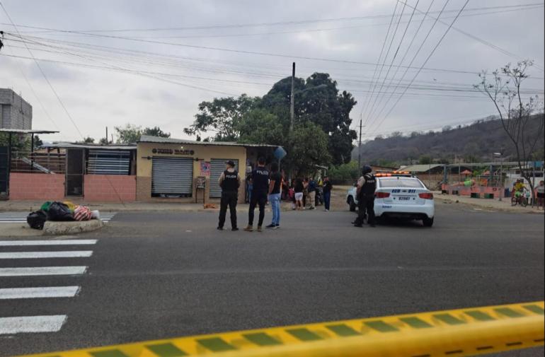 El Florón, en Portoviejo, se 'tiñó' de rojo sangre.