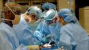 Extirpan un cáncer de ovario de 70 kilos a una mujer italiana en Turín