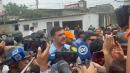 El alcalde de Guayaquil dio breves declaraciones a la prensa.