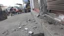 En un local de la avenida Casuarina quedó un orificio de unos 45 centímetros de diámetro a causa de un estallido