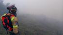 El Cuerpo de Bomberos de Quito controló el incendio forestal en el volcán Ilaló cuando llegaba la noche del 23 de enero de 2024.