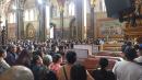 Diez cuerpos fueron llevados hasta la basílica en Baños en una misa campal.