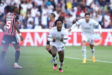 Jhojan Julio, uno de los goleadores albos ante Sao Paulo.