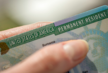 ¿Un proyecto para cambiar las condiciones de la Green Card?