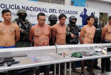 Hay cinco detenidos en total, tres de los cuales pertenecerían a grupos criminales.