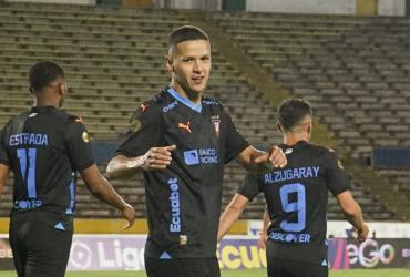 Álex Arce  es el hombre de los goles de Liga de Quito.