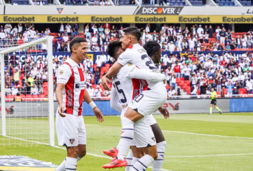 liga de quito estadio rodrigo paz