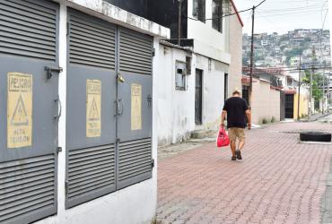 En este callejón ocurrió el crimen, la noche de este viernes.