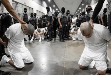 Expresidentes rechazan deportación de venezolanos a megacárcel de El Salvador