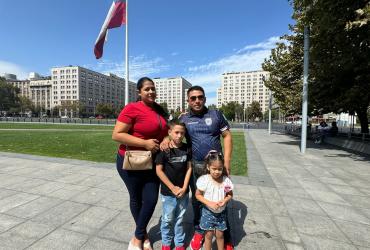 Ecuatorianos en Chile ansían ver jugar a la Tri.
