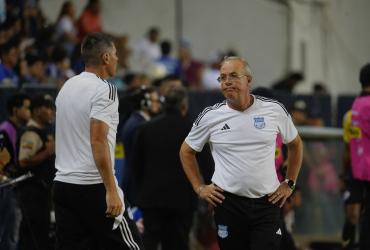 Emelec, Emelec vs. Aucas, Jorge Célico, entrenador, LigaPro 2025, tabla de posiciones