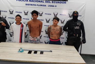 Los detenidos por el crimen de taxista en Guayaquil.