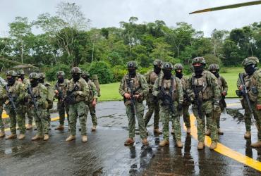 Operativos contra Comandos de la Frontera