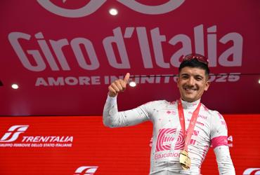 Richard Carapaz, EF Education-EasyPost, ciclismo, Giro de Italia, ganador, etapa 11, premio económico, puntos UCI, maglia rosa