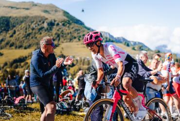 Richard Carapaz, EF Education-EasyPost, ciclismo, Giro de Italia, etapa 17, en vivo, Corsa Rosa
