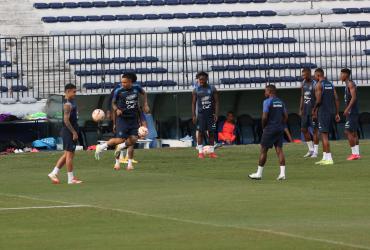 Entrenamiento Selección Ecuador en Guayaquil