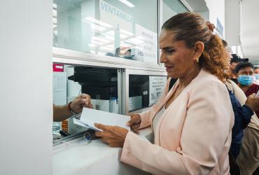 Georgina Camino, durante su atención médica en el Hospital Bicentenario.