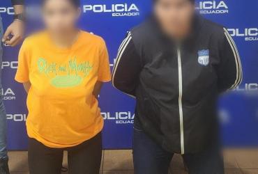 mujeres aprehendidas con municiones