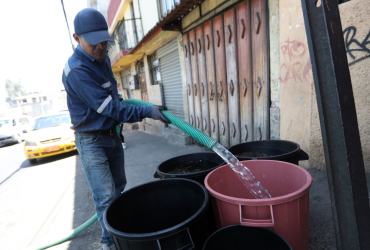 Agua en Quito.