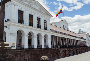 Ecuador reduce drásticamente el tamaño del Ejecutivo, presidido por Daniel Noboa.