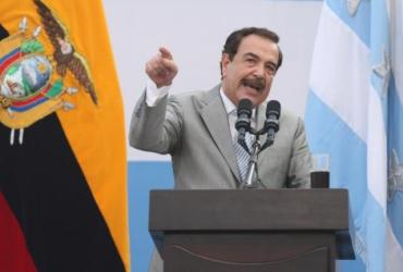 Jaime Nebot arremtió contra la consulta popular, pero dijo algo más.