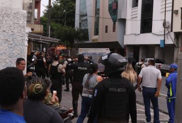 Se produjo un ataque armado en el que tres personas fueron baleadas.