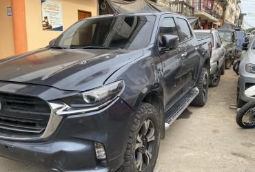 Galo Meza, alcalde de Balzar, sufrió atentado cuando se movilizaba en su camioneta.