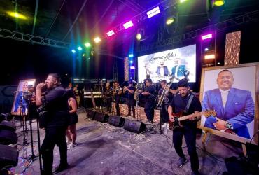 cumpleaños póstumo en Engabao