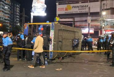 chivas clandestinas Quito