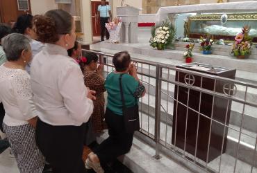 DEVOTOS DE SANTA NARCISA DE JESÚS