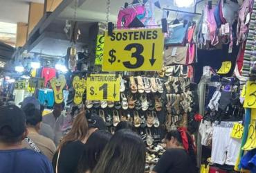En la Bahía hay ropa interior desde $1 y relojes desde $5.
