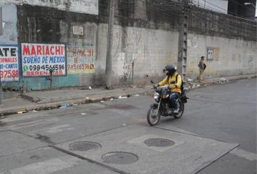 En esta zona de Pascuales se produjo el ataque armado. En el sector suele haber el servicio de transporte a través de tricimotos.