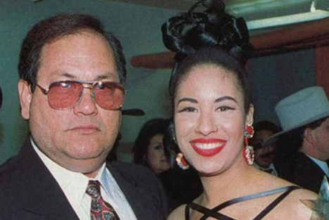Abraham Quintanilla con su hija Selena