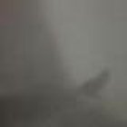 Camacho en plena actividad en la cocina. El negocio de las alitas marcha bien.